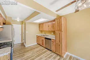 4552 Lamplighter Cir, Colorado Springs, CO 80916 - Photo 6