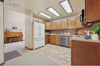 6985 Blackhawk Place, Colorado Springs, CO 80919 - Photo 16