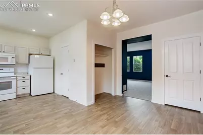 5198 Dovetail Lane, Colorado Springs, CO 80916 - Photo 14