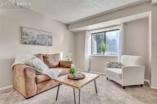 806 London Green Way, Colorado Springs, CO 80906 - Photo 4