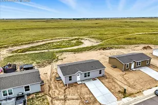 23595 Jayhawk Ave, Colorado Springs, CO 80928 - Photo 18