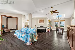2084 Barrett Rd, Colorado Springs, CO 80926 - Photo 12