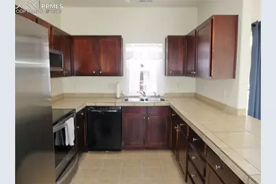 1054 Kara Ridge Point, Colorado Springs, CO 80907 - Photo 8