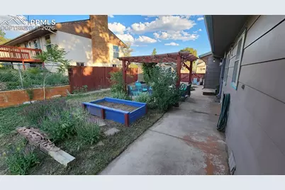 1830 Pejn Avenue, Colorado Springs, CO 80904 - Photo 32