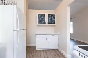 2385 Heathercrest Dr, Colorado Springs, CO 80915 - Photo 8