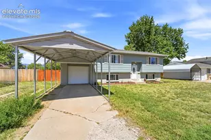 1374 Nokomis Dr, Colorado Springs, CO 80915 - Photo 4