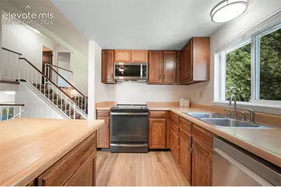 380 Winter Park Lane, Colorado Springs, CO 80919 - Photo 16