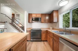 380 Winter Park Ln, Colorado Springs, CO 80919 - Photo 16