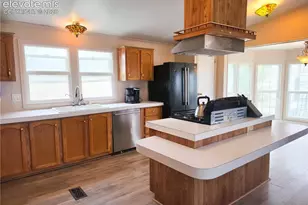 3365 Mockingbird Ln, Colorado Springs, CO 80929 - Photo 16