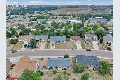 562 S Kearney Avenue, Colorado Springs, CO 80906 - Photo 8