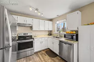 1230 Bayberry Dr, Colorado Springs, CO 80916 - Photo 14