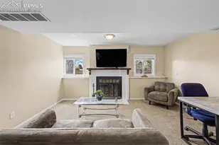 1230 Bayberry Dr, Colorado Springs, CO 80916 - Photo 10
