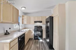 5035 Nolte Dr, Colorado Springs, CO 80916 - Photo 8