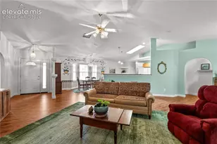 156 S Golfwood Dr, Pueblo, CO 81007 - Photo 2