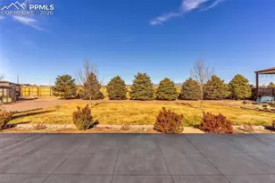 915 N Matt Dr, Pueblo, CO 81007 - Photo 38