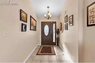 915 N Matt Drive, Pueblo, CO 81007 - Photo 8