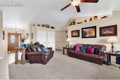 915 N Matt Drive, Pueblo, CO 81007 - Photo 12