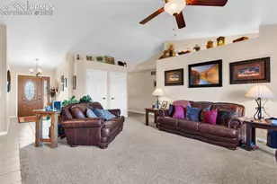 915 N Matt Dr, Pueblo, CO 81007 - Photo 12
