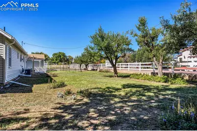 401 Dozier Avenue, Canon City, CO 81212 - Photo 36