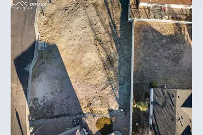 2025 Lone Willow View, Colorado Springs, CO 80904 - Photo 4