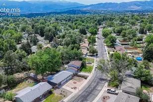 3819 Pearl Dr, Colorado Springs, CO 80918 - Photo 10
