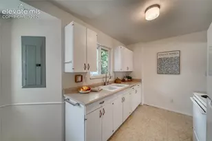 3819 Pearl Dr, Colorado Springs, CO 80918 - Photo 18