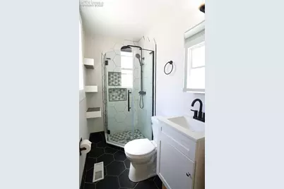 911 W Pikes Peak Avenue, Colorado Springs, CO 80905 - Photo 12