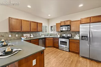 4466 College Park Court, Colorado Springs, CO 80918 - Photo 14