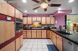 3725 Saints Ct, Colorado Springs, CO 80904 - Photo 8