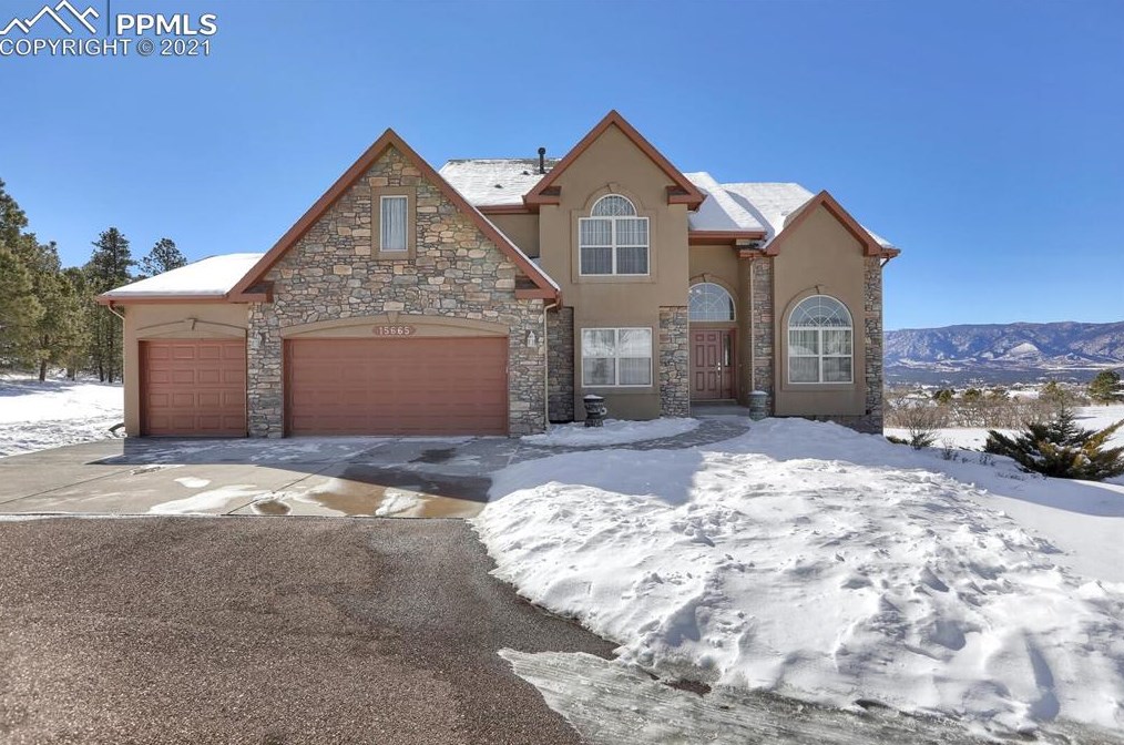 15665 Kingswood Dr, Colorado Springs, CO 80921-1803