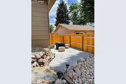 424 Redwood Drive, Colorado Springs, CO 80907 - Photo 12