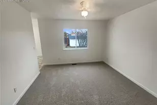 217 Corliss St, Colorado Springs, CO 80911 - Photo 8