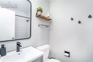 622 Pioneer Ln, Colorado Springs, CO 80904 - Photo 14