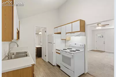 2004 Oak Way, Colorado Springs, CO 80906 - Photo 6