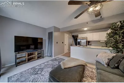 2012 Erin Loop, Colorado Springs, CO 80918 - Photo 16