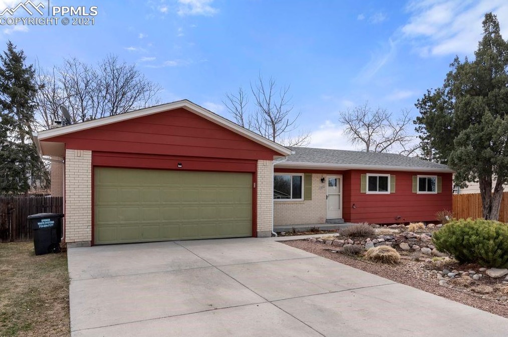 1323 Sanderson Ave, Colorado Springs, CO 80915-2311
