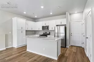 1148 Babette Hts, Colorado Springs, CO 80904 - Photo 4