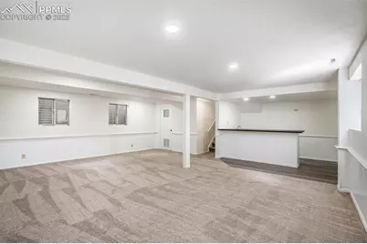 6075 Castlewood Lane, Colorado Springs, CO 80918 - Photo 14