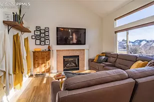 8029 Ravenel Dr, Colorado Springs, CO 80920 - Photo 14