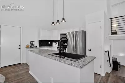 855 Greenbrier Drive, Colorado Springs, CO 80916 - Photo 6