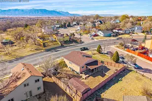 504 Fountain Mesa Rd, Fountain, CO 80817 - Photo 2