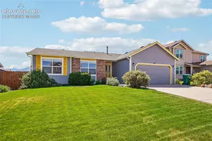 844 Foxwood Dr, Colorado Springs, CO 80911 - Photo 2