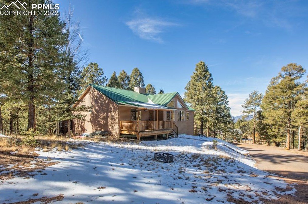 78 Gerka Ln, Twin Rock, CO 80816