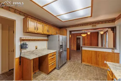 1208 Parkview Boulevard, Colorado Springs, CO 80905 - Photo 12