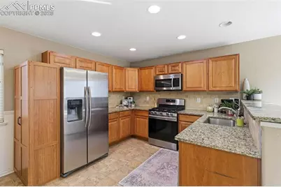 7703 Autumn Leaf Way, Colorado Springs, CO 80922 - Photo 8