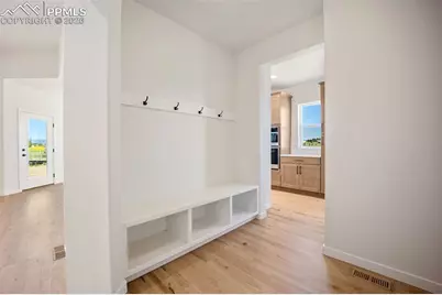 7906 Desert Wrangler Drive, Colorado Springs, CO 80908 - Photo 8