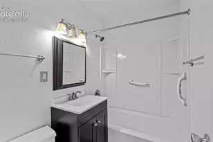 3202 Poinsetta Dr, Colorado Springs, CO 80907 - Photo 10