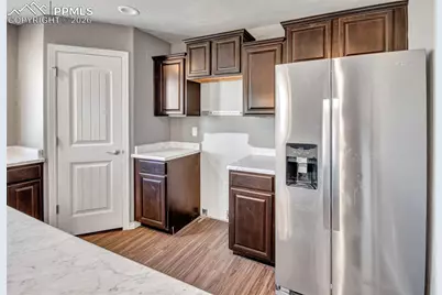 6727 Skuna Drive, Colorado Springs, CO 80925 - Photo 18