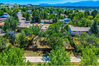 6665 Brook Park Drive, Colorado Springs, CO 80918 - Photo 46