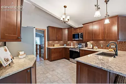 3930 Regency Drive, Colorado Springs, CO 80906 - Photo 12